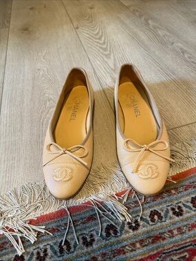 CHANEL | Shoes | Chanel Leather Classic Ballerina Cc Logo Flats